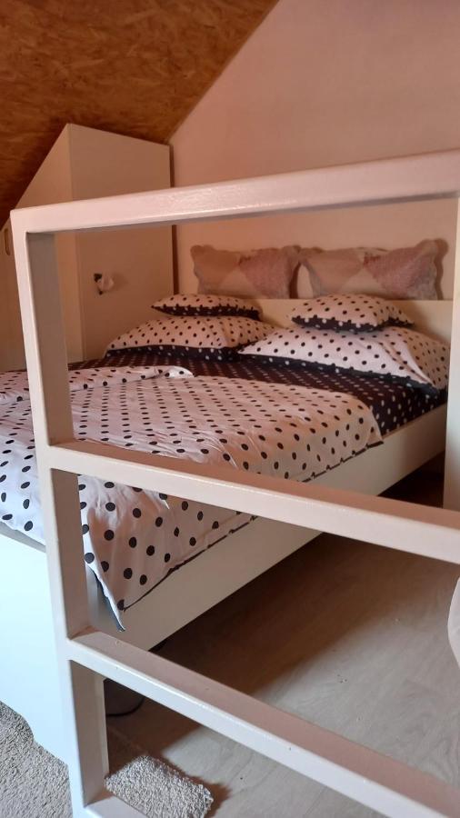 Апартаменты Apartman Niki, Medov Dolac - Lovrec Экстерьер фото